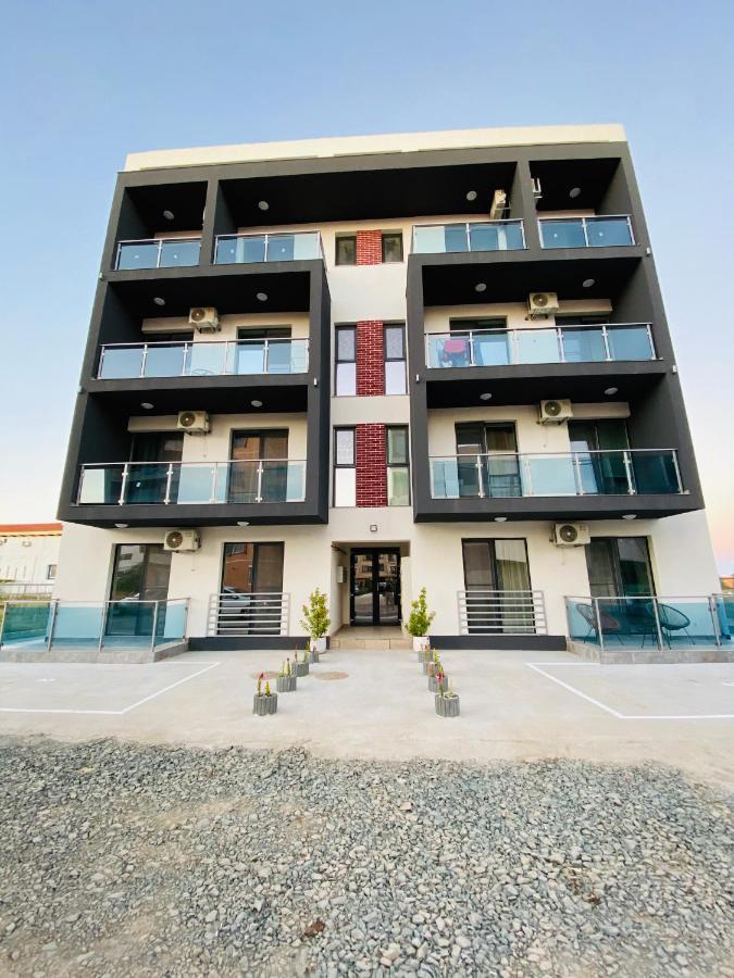 Năvodari Beach Apartment By Mamaia Nord מראה חיצוני תמונה