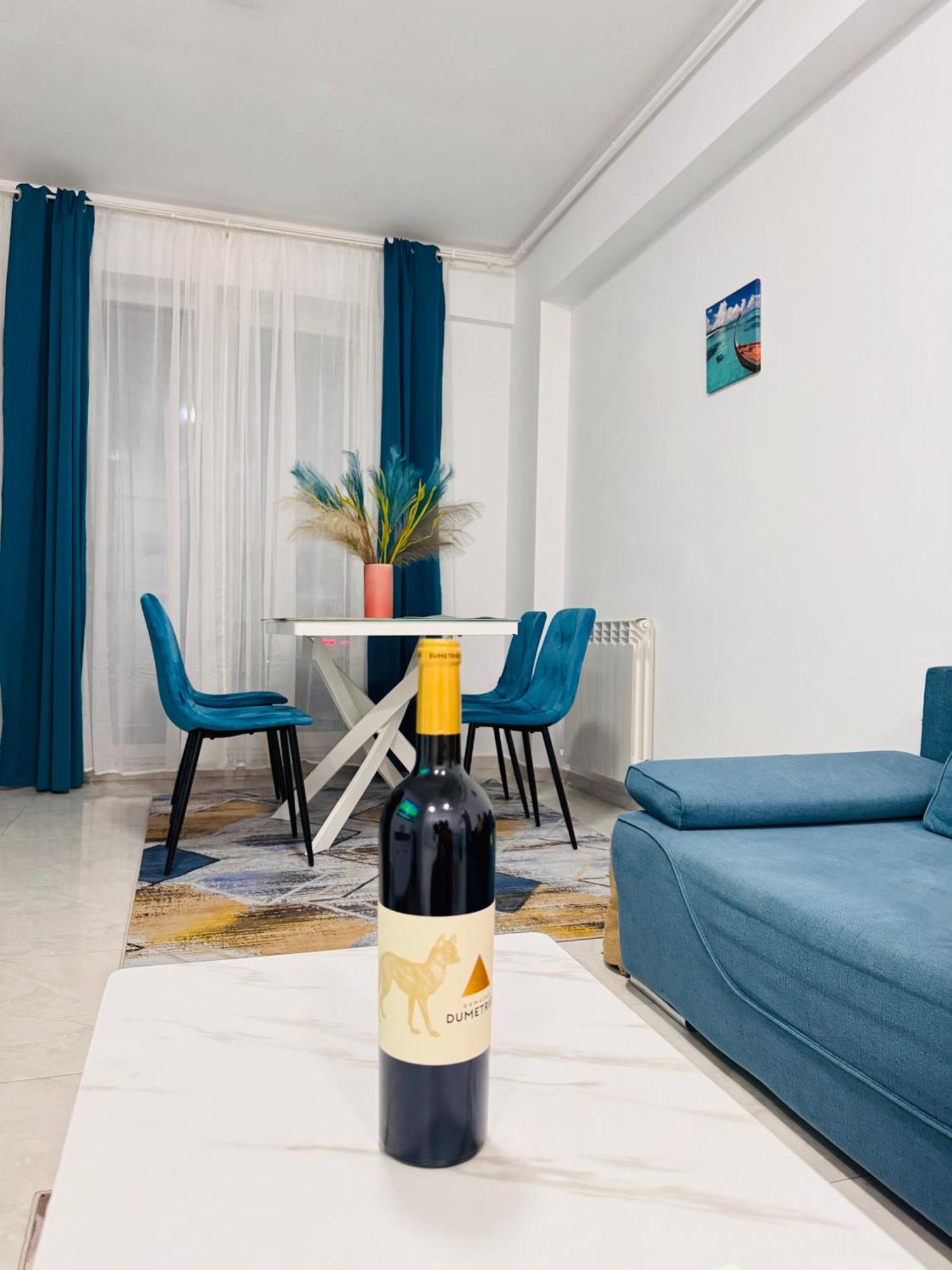 Năvodari Beach Apartment By Mamaia Nord מראה חיצוני תמונה